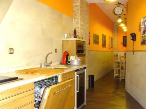 Local comercial en calle de la Cigüeña