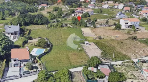 Terreno en calle de la Fonte