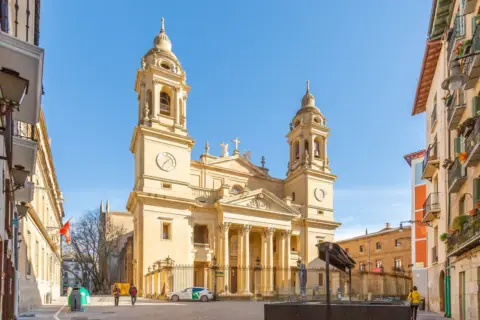 Piso en calle de la Navarrería, 29