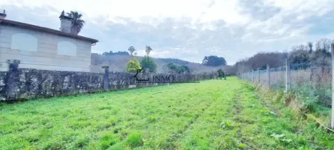 Terreno en calle O Pazo - Santa Maria de Mourente