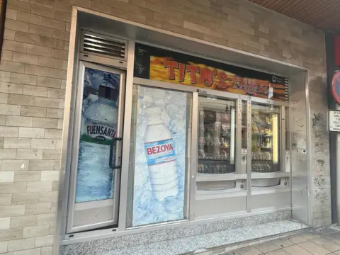Local comercial en calle del Palacio Valdés