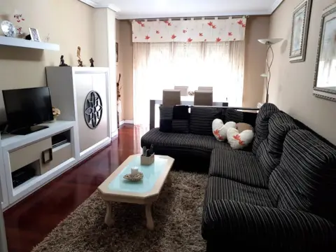 Piso en Avenida de Cantabria