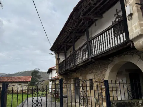 Casa en calle Pb La Miña, nº 125