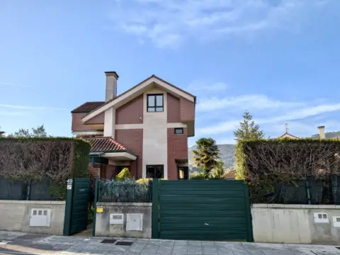 Casa en Masip-La Ería-La Argañosa-Parque del Oeste