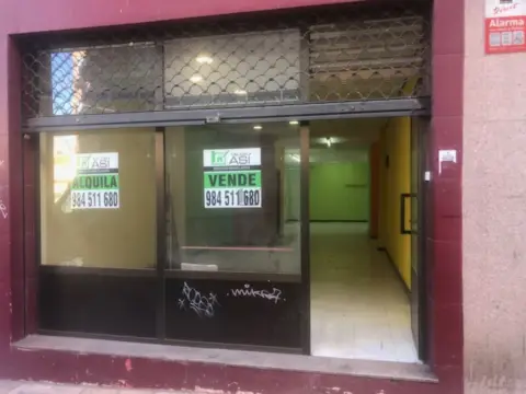 Local comercial en Ciudad-Naranco-Vallobín