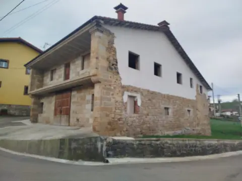 Casa en calle El Rasillo, Plaza Mayor, nº 10
