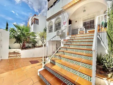 Casa pareada en Playamar-Benyamina