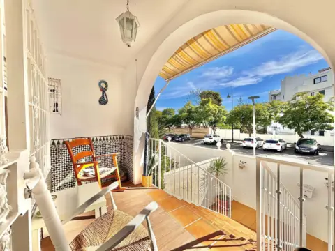 Casa pareada en Playamar-Benyamina