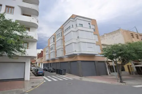 Local comercial en Avinguda de Castello, 20