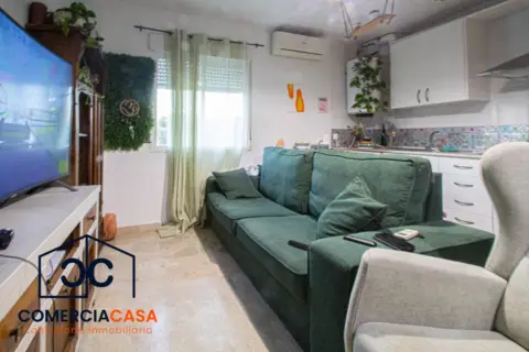 Piso en Zona Avenida de los Ogíjares