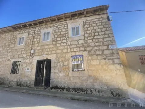House in Villagutiérrez