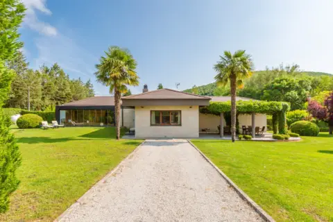 Casa en calle calle Bentaldea, nº 44