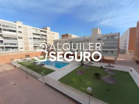 Piso en Parque Avenidas-Vistahermosa