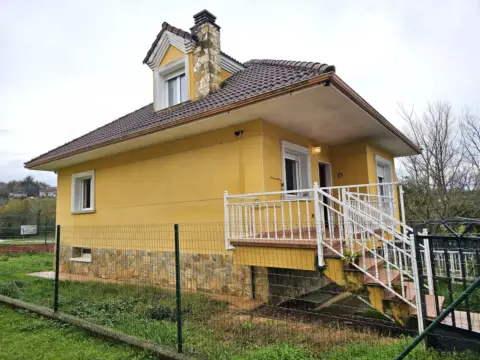 Casa en calle de la Laguna
