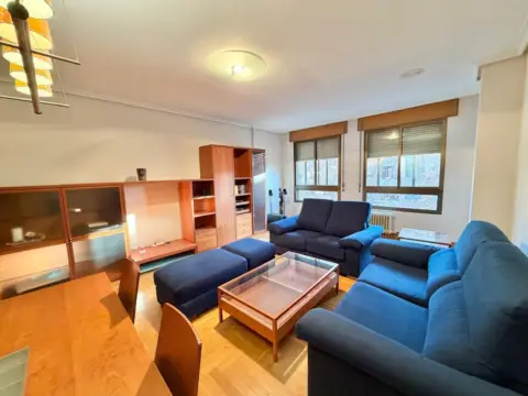 Piso en calle de Chile