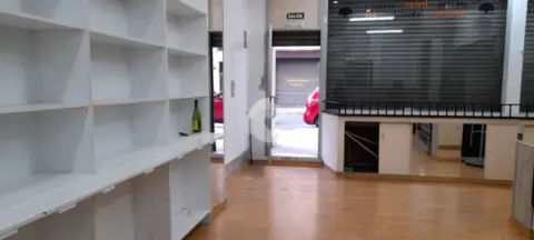 Local comercial en calle Rey Soto