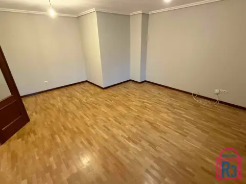 Piso en calle de Matías Díez Alonso