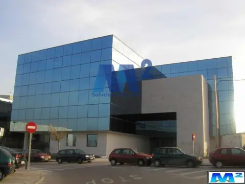 Oficina en Rosa Luxemburgo-Padrerón-Polígono Industrial Norte