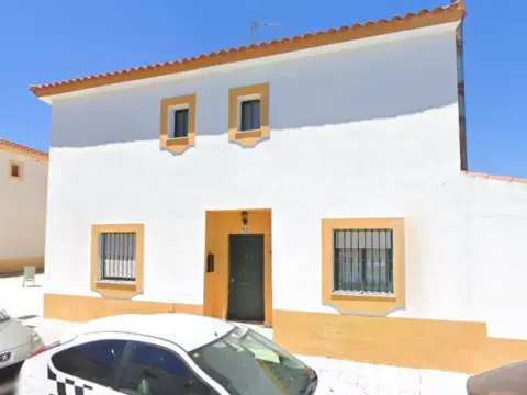 Casa adosada en Olivenza