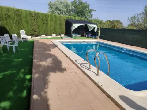 Chalet en Cantorreras