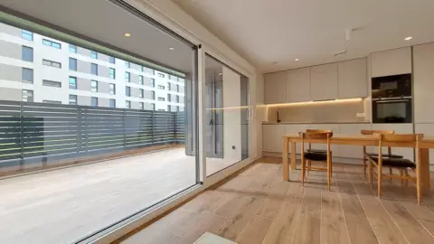 Piso en calle Las Blancas, 4