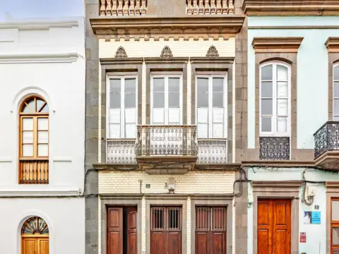 Casa en calle de Sor Brígida Castelló, 3