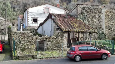 Casa en calle Bo Cosio-Rozadio
