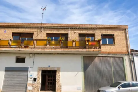 Piso en calle de la Diputación, 8