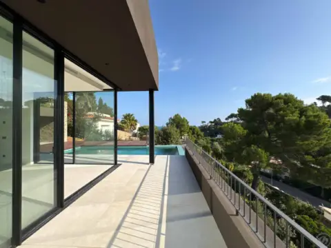 Casa en Carrer de Joaquim Vayreda, 14