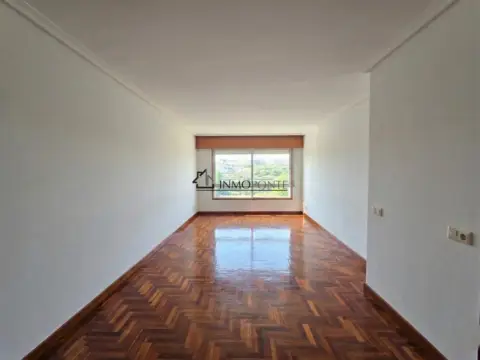 Piso en Corbaceiras