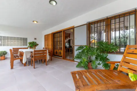 Casa en Almardà