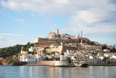 Piso en Botafoc / Talamanca