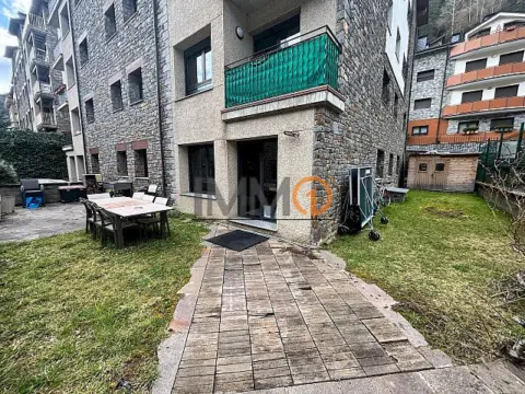 Piso en La Cortinada