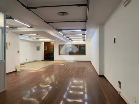 Oficina en Curros Enriquez