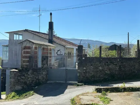 Casa en Cerdedo