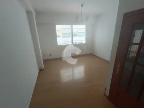 Dúplex en calle de Teluro