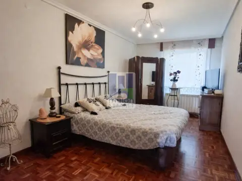 Piso en calle Arcos de La Llana