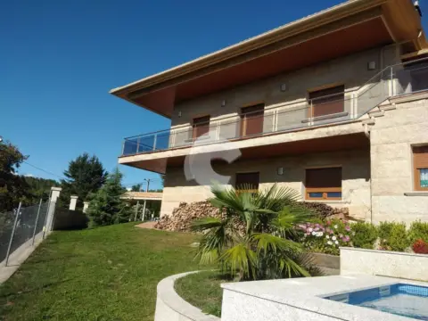 Casa en calle Cachamuiña