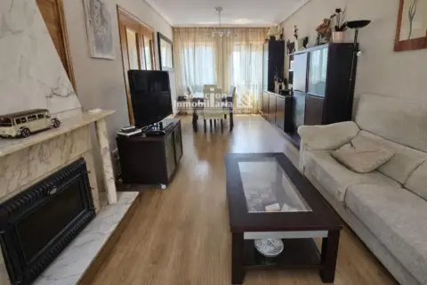 Casa adosada en Aldeaseca de la Armuña