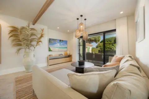 Chalet en Urbanización Calahonda-Golf-Riviera del Sol-Miraflores