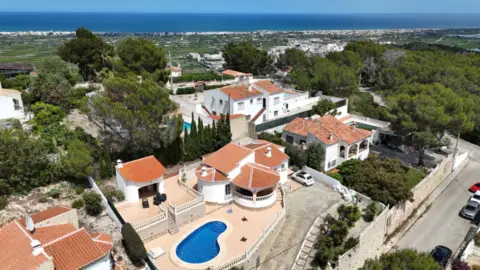 Chalet en calle Urb, nº 49