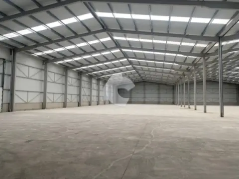 Nave industrial en O Pino