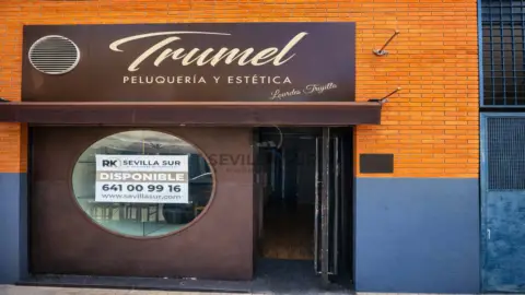 Local comercial en Avenida de Grecia