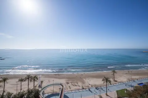 Piso en calle de la Virgen del Socorro