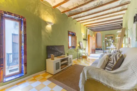 Casa en Algar de Palància