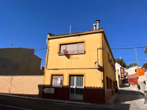 House in Chillarón de Cuenca
