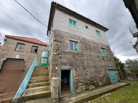 Casa en Lérez