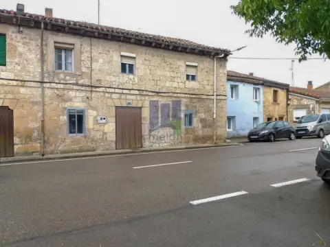 Casa en calle Buniel