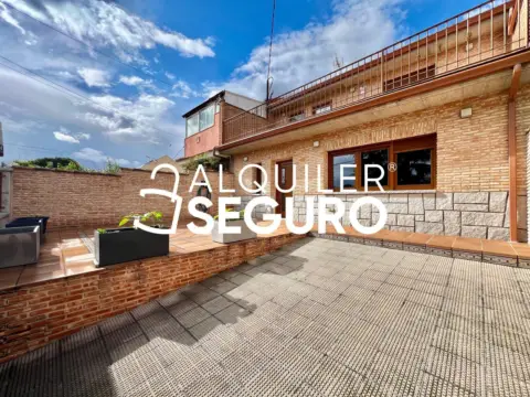 Chalet en San Crispín - La Estación Consorcio