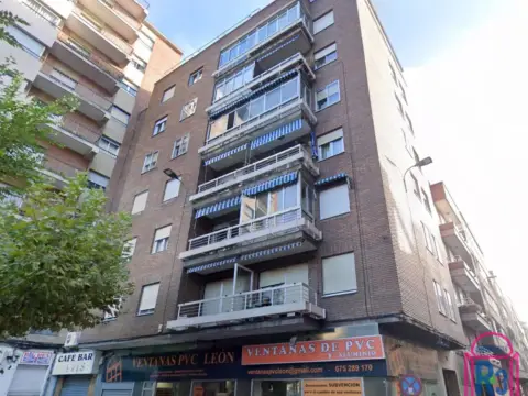 Piso en calle de Renueva